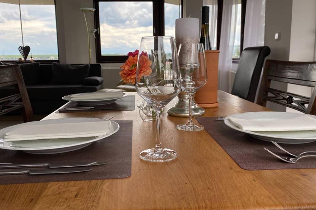 Ferienwohnung Nava Auf Der Kauzenburg บาดครอยซ์นาค ภายนอก รูปภาพ